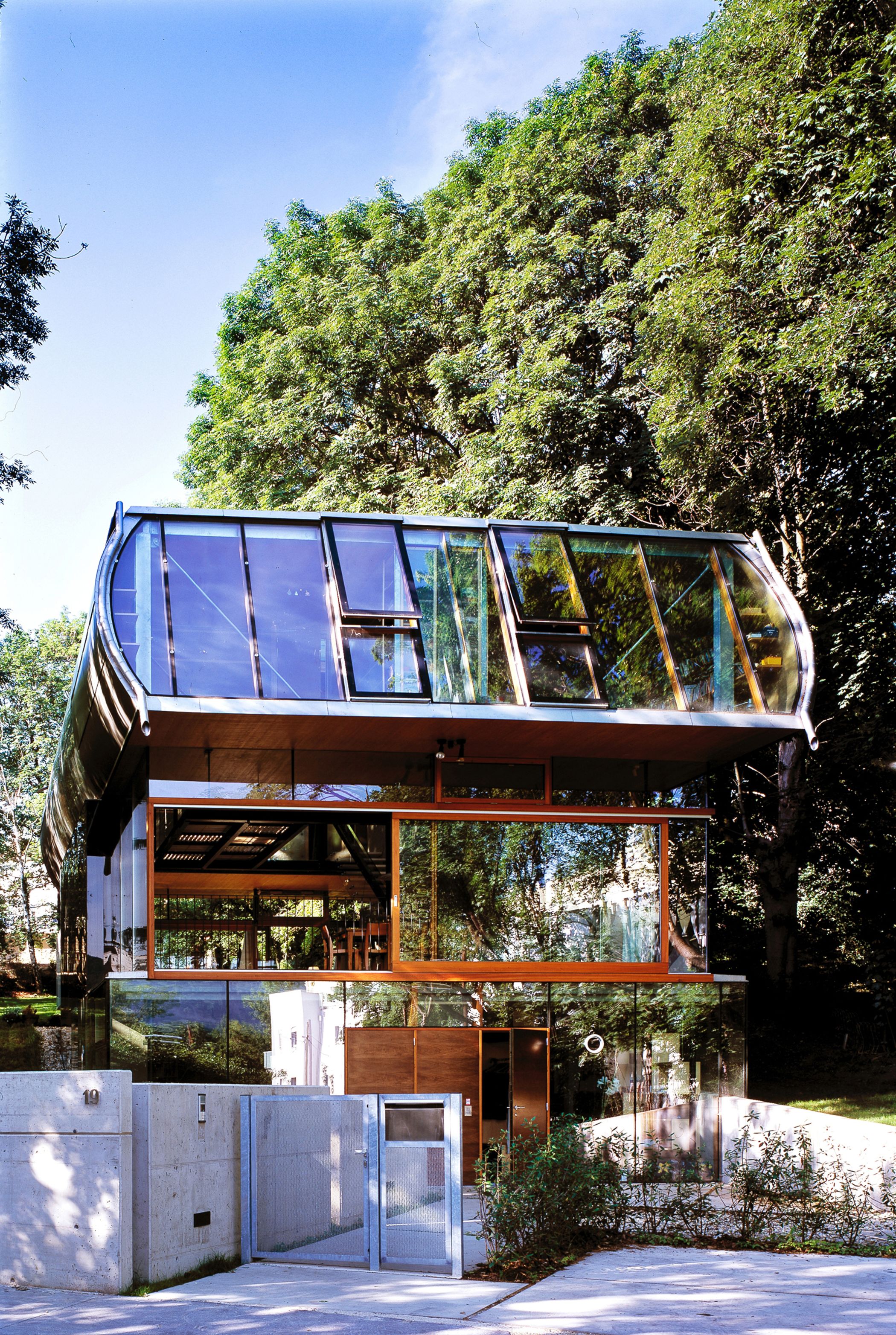 Driendl Solar Tube James Morris 7